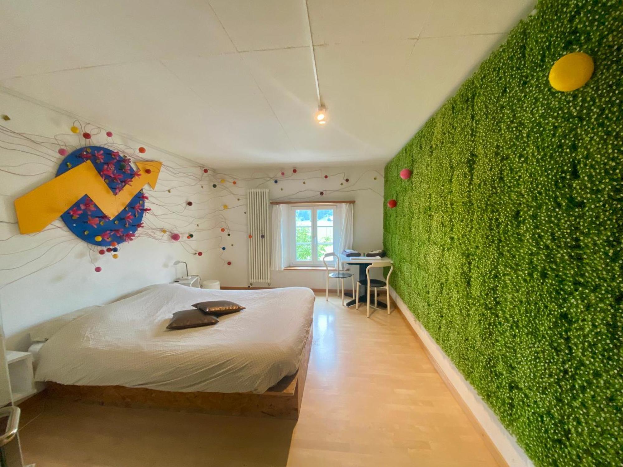 Cafe Du Soleil Otel Saignelégier Dış mekan fotoğraf